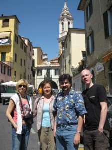 Nizza francia riviéra - kirándulás Valloria, festett ajtók