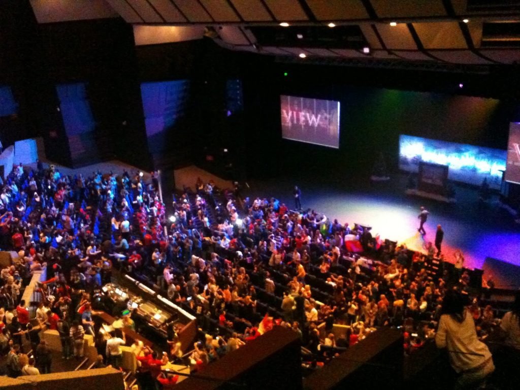 utazás lakóautóval kezdetek - Nizza, World Ventures előadás