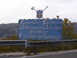 utazás lakóautóval kezdetek - Seborga tábla