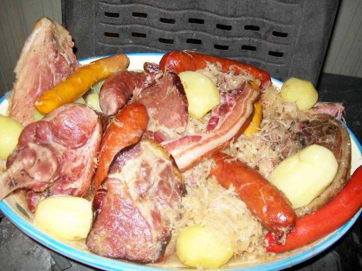 Káposztasavanyítás lakóautóban 1 Choucroute - káposzta francia módra