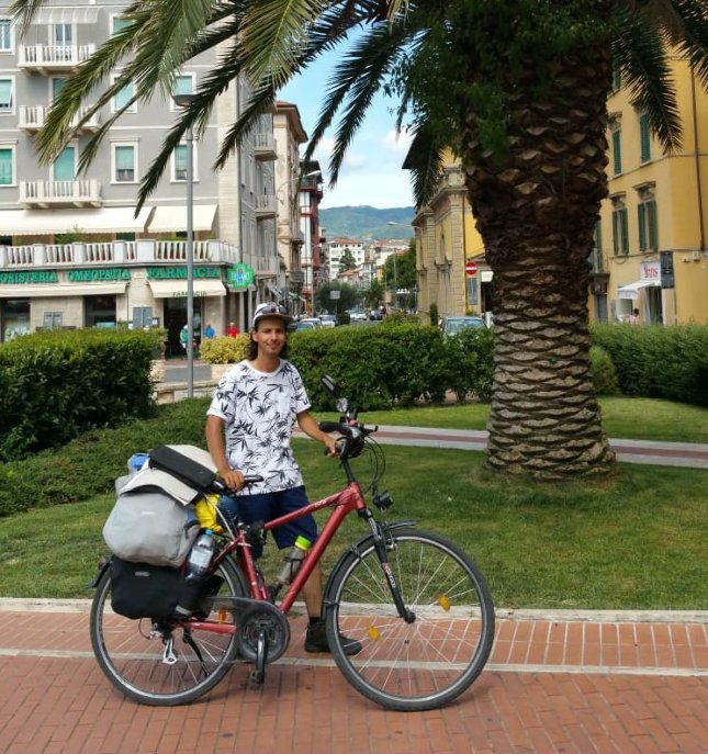 Biciklivel Európa körül | János mert kilépni a mókuskerékből, és pillanatnyilag Spanyolországban tartózkodik