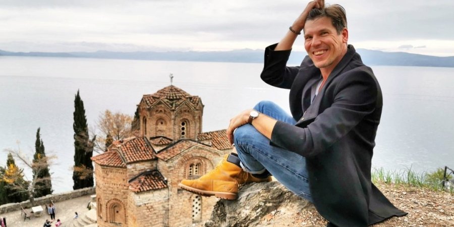 Médiakarrierjét hátrahagyva lett hivatásos utazó a Berettyóújfaluból induló fiatalember – fotókkal