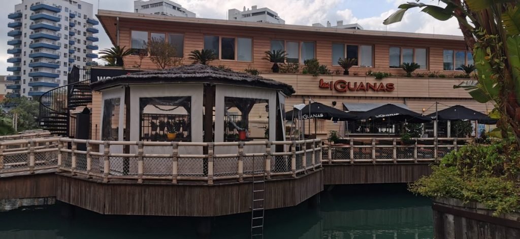 ocean village restaurants